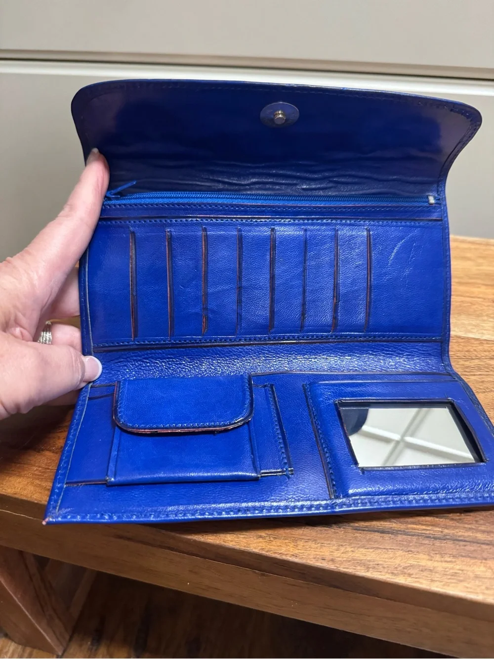Women's Embossed Floral Clutch Wallet - Blue
